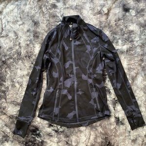 Yogalicious Blue Camo Zip Up Jacket. Small